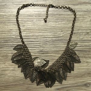 Gold leaves statement necklace
